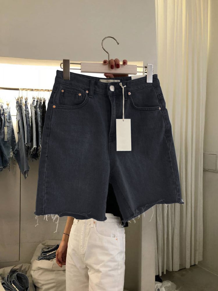 Casual Chic Women's Denim Shorts